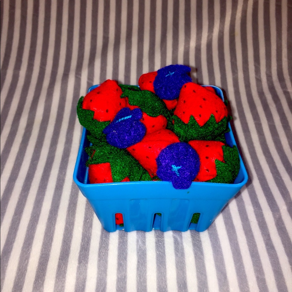 Berry felt set